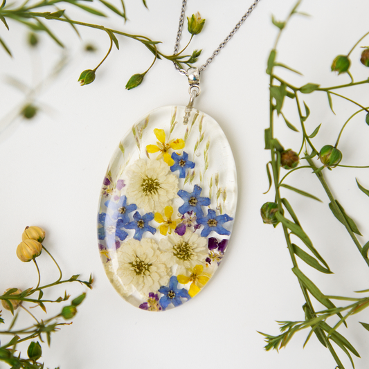 Resin Flower Jewelry Workshop